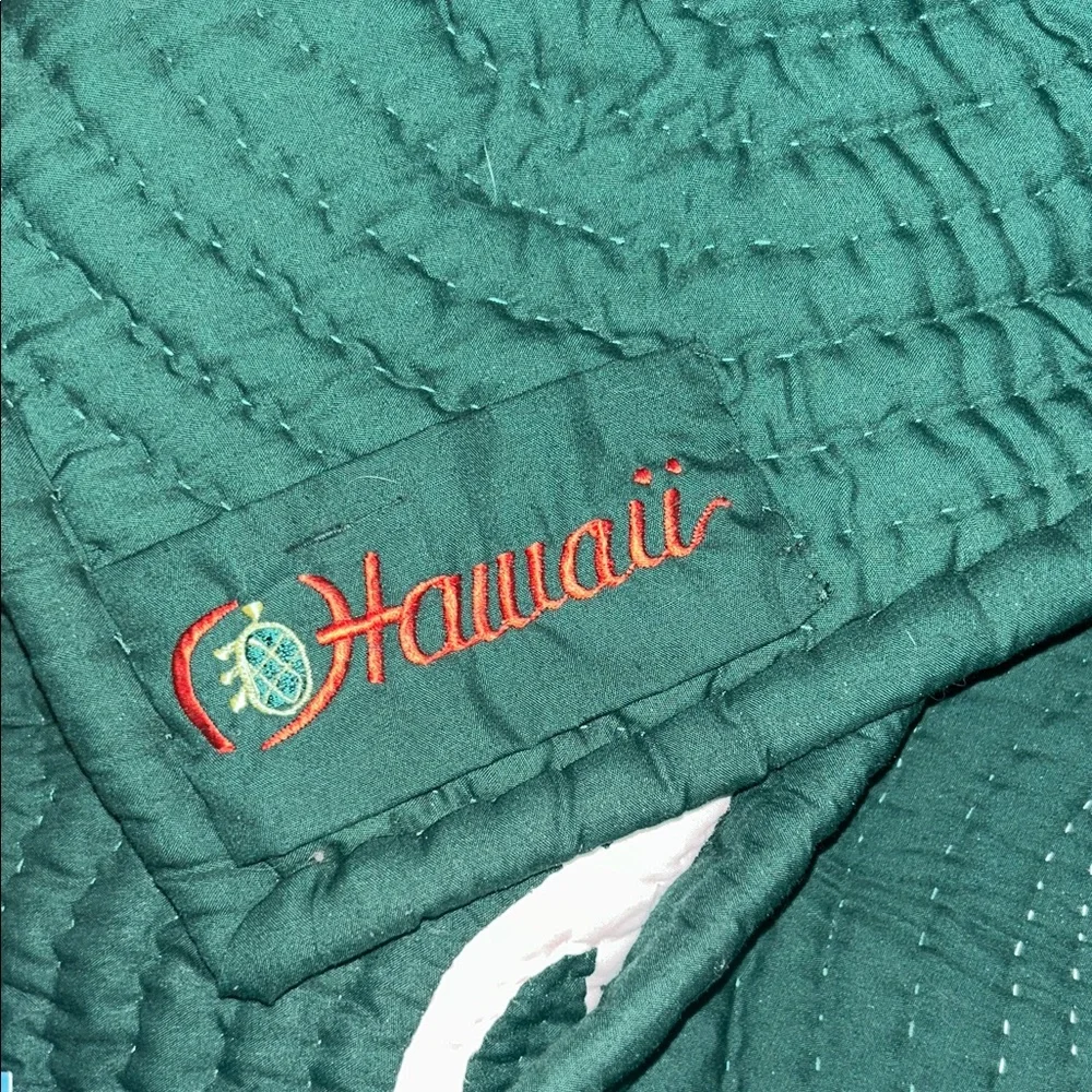 Floral green Hawaiian Quilt